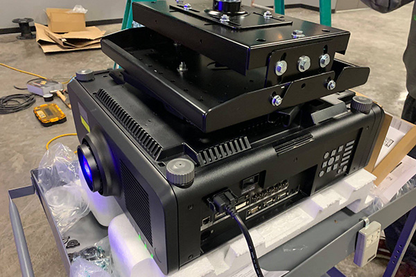 projector mounting